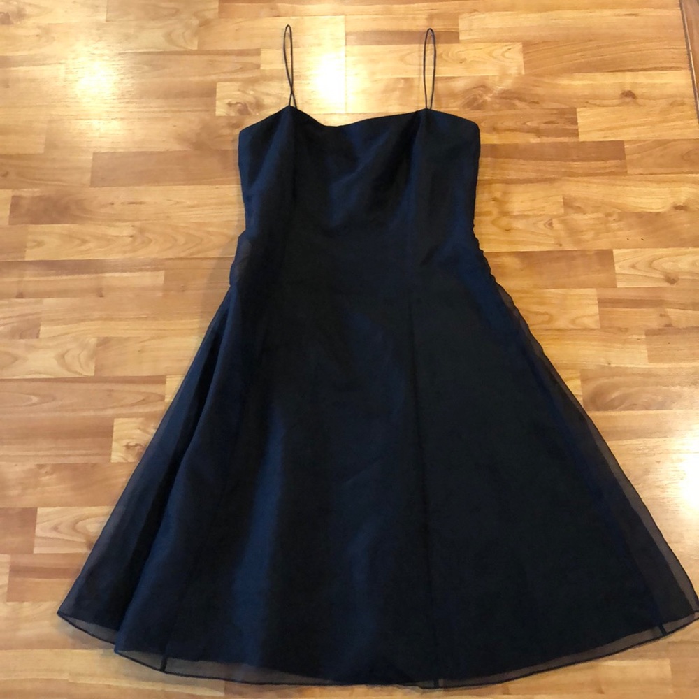 Ann Taylor elegant black cocktail dress 100% silk